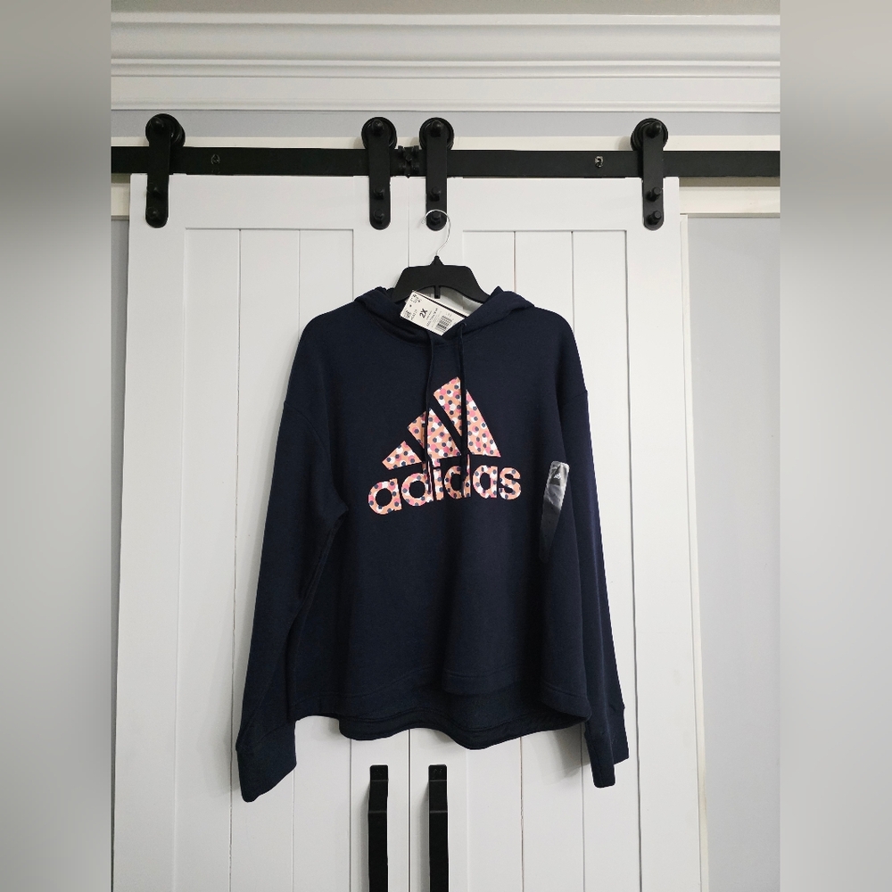 Adidas Fleece Pullover Hoodie Women’s Graphic Logo. NEW!